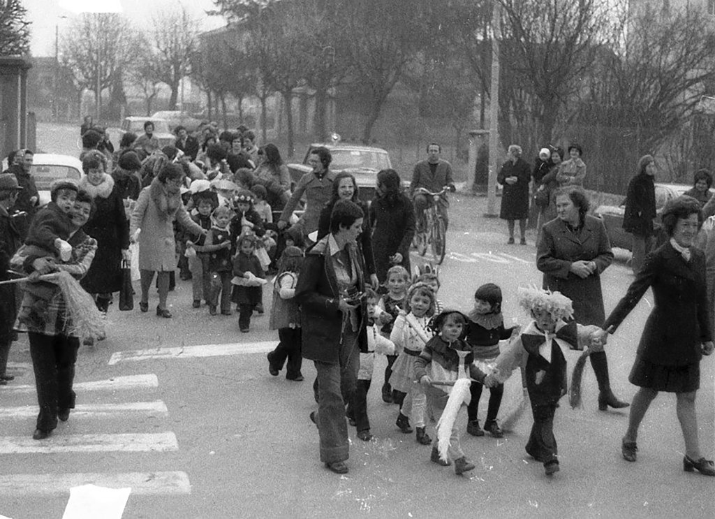 carnevale scuola materna in via Bedollo